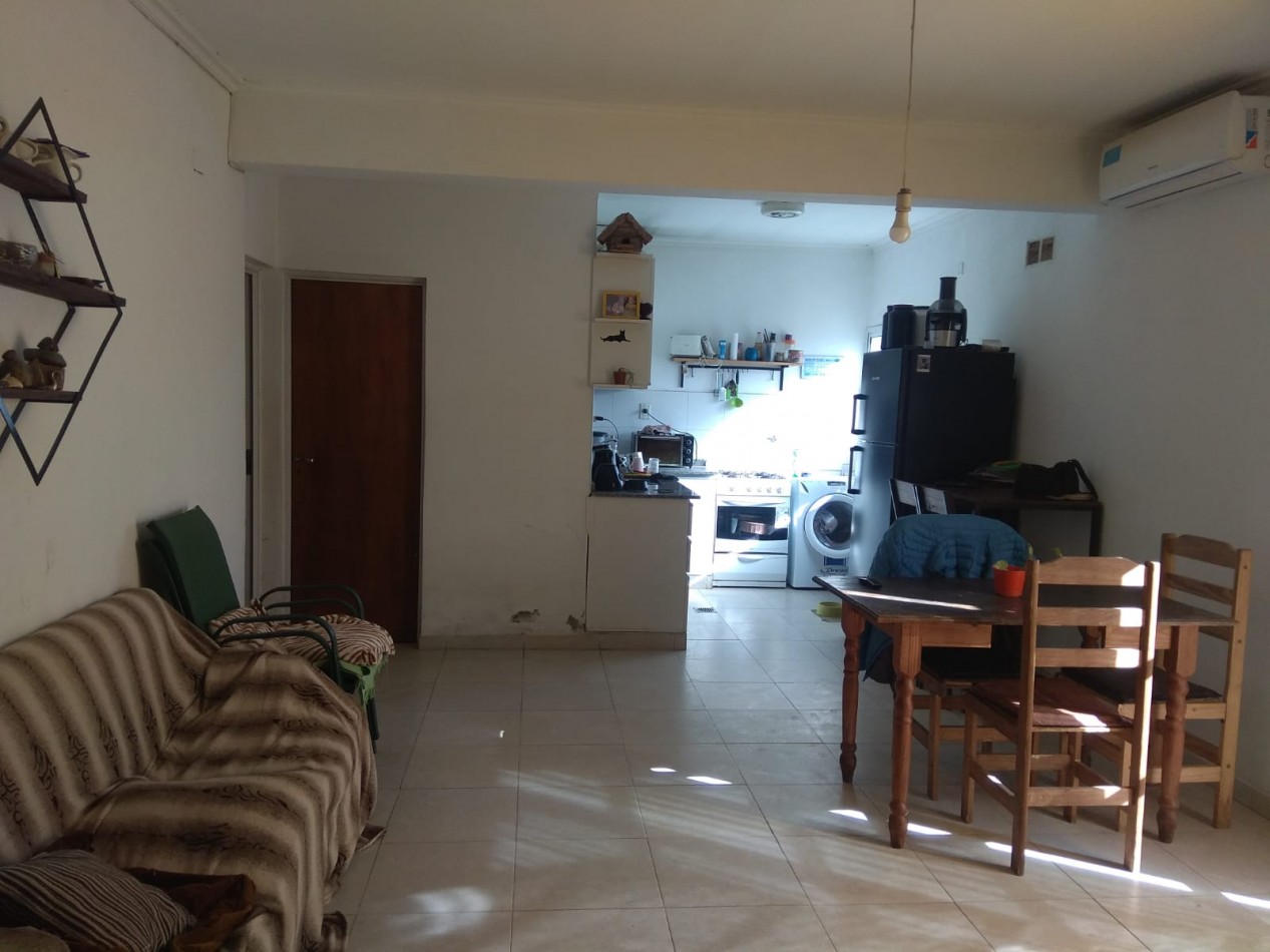 CASA EN VENTA!! AMPLIO TERRENO EN ZONA CHURRUARIN!