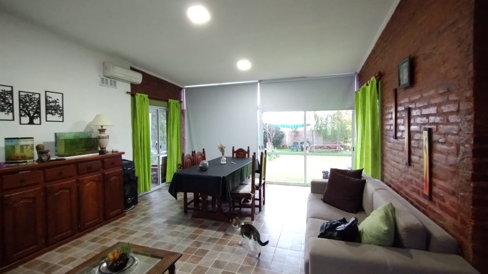 EN VENTA- ESPECTACULAR CASA DE 4 DORMITORIOS EN ORO VERDE