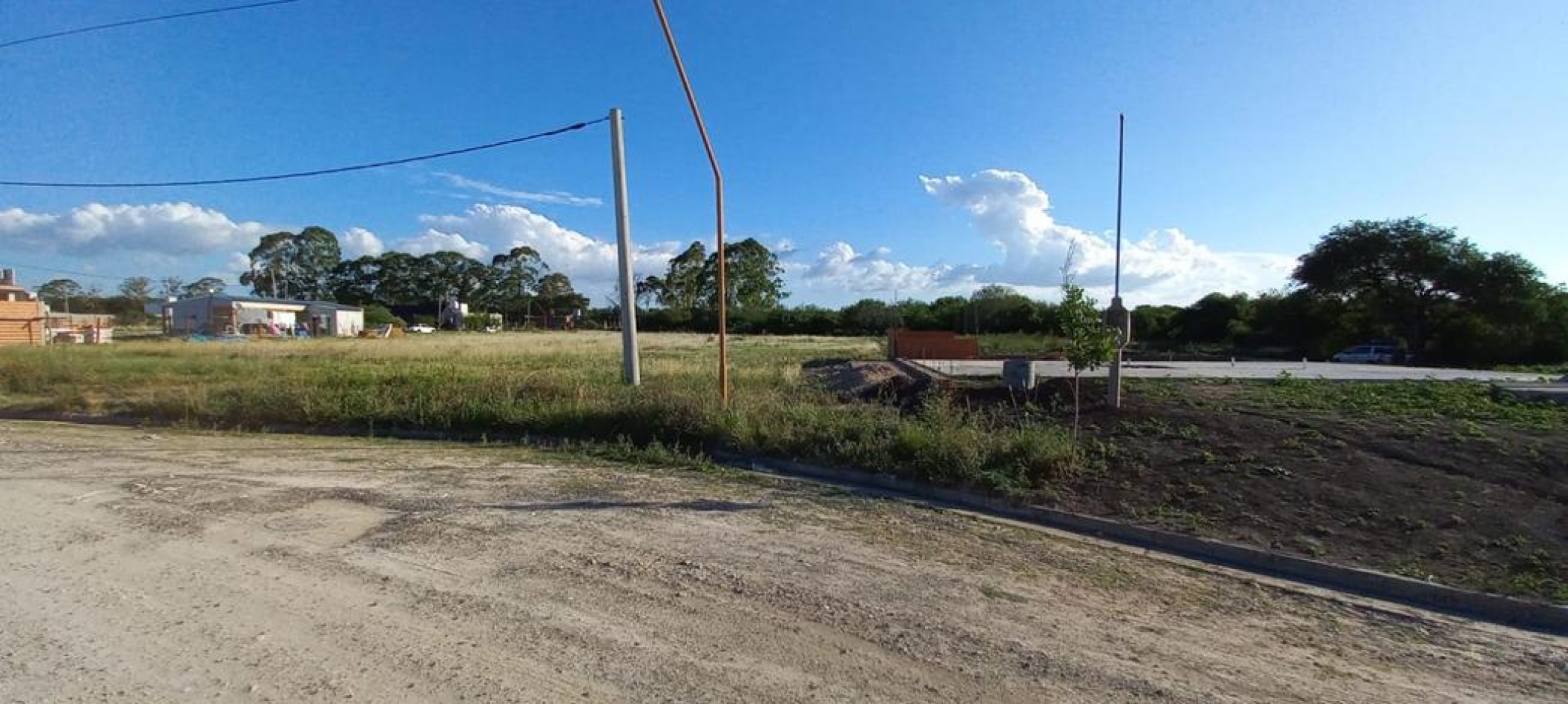 EN VENTA- TERRENO EN OAIS 4
