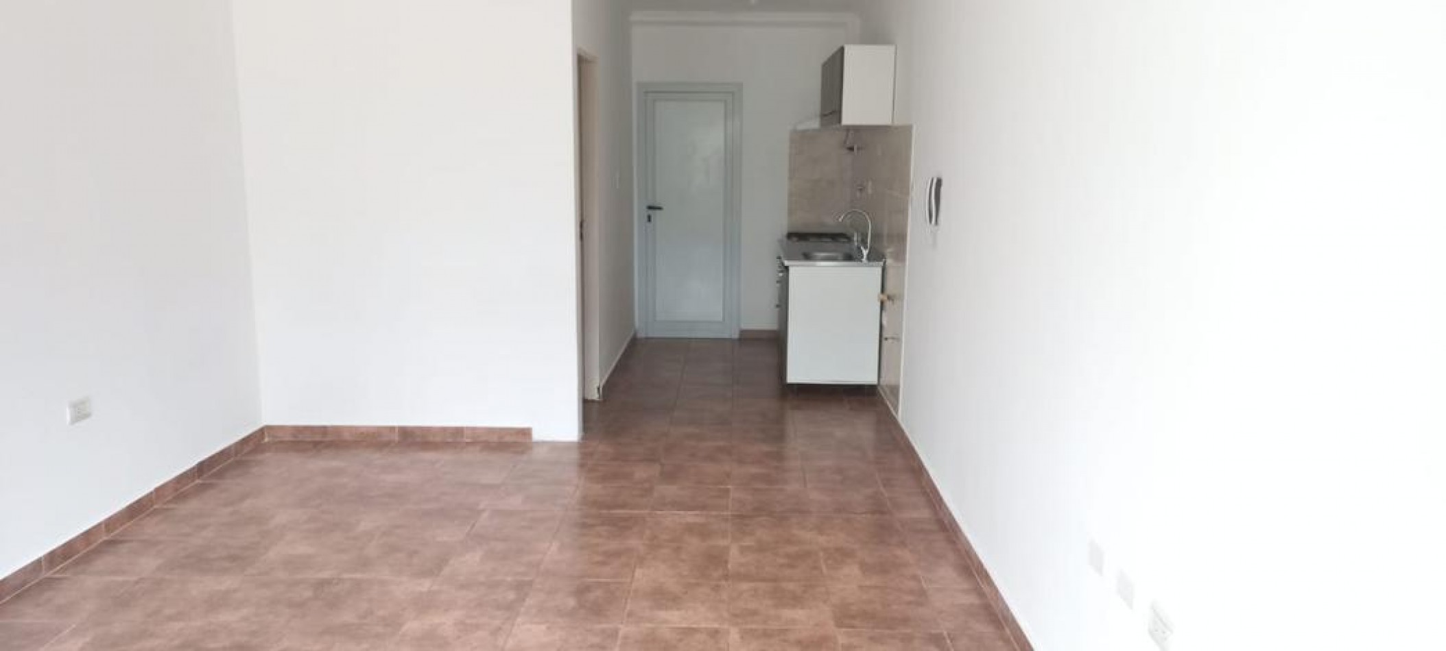 EN VENTA- MONOAMBIENTE EN COMPLEJO CERRADO