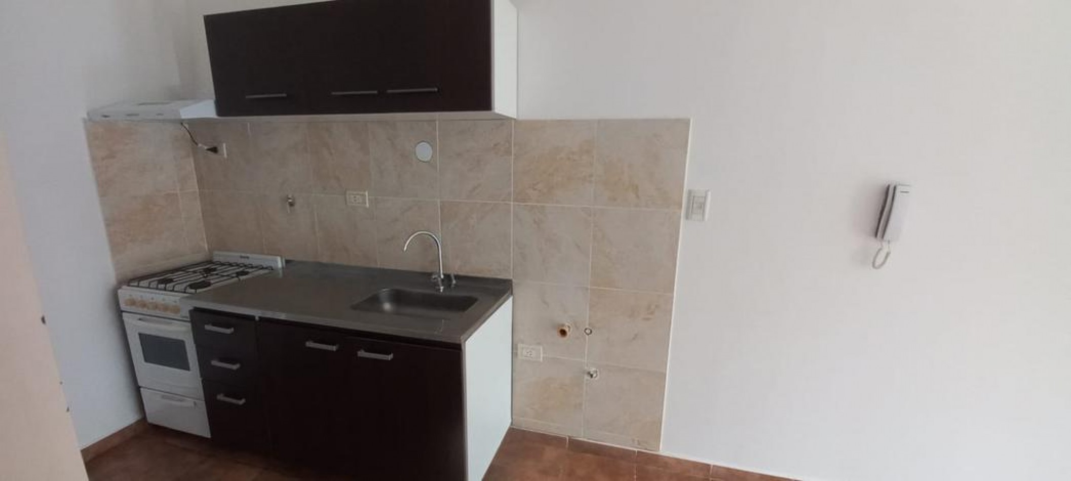 EN VENTA- MONOAMBIENTE EN COMPLEJO CERRADO