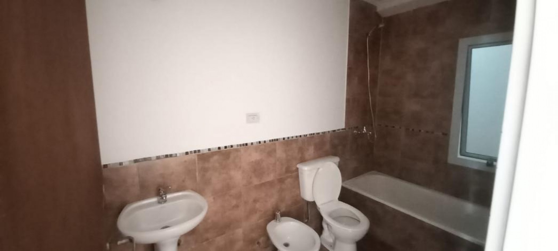 EN VENTA- MONOAMBIENTE EN COMPLEJO CERRADO