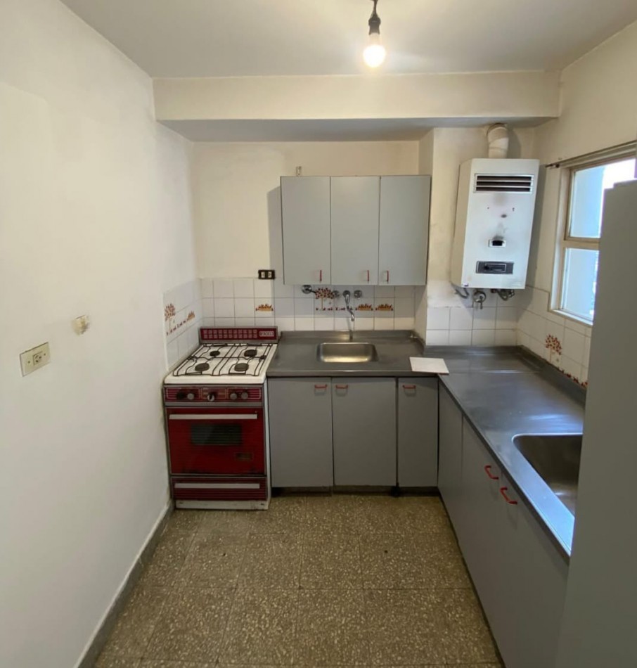 EN ALQUILER- DEPARTAMENTO SOBRE CALLE MEXICO