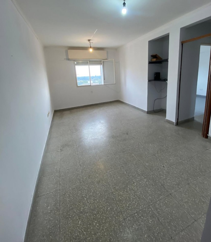 EN ALQUILER- DEPARTAMENTO SOBRE CALLE MEXICO