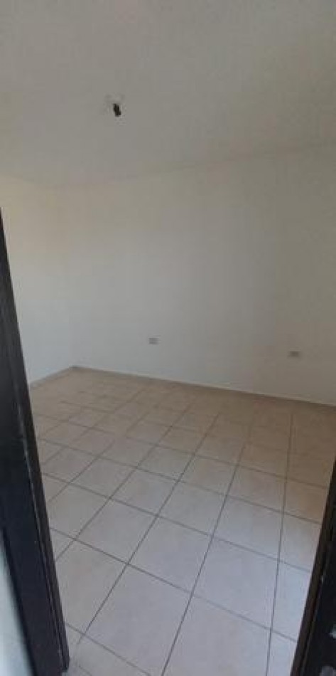 EN ALQUILER - DEPARTAMENTO EN ORO VERDE