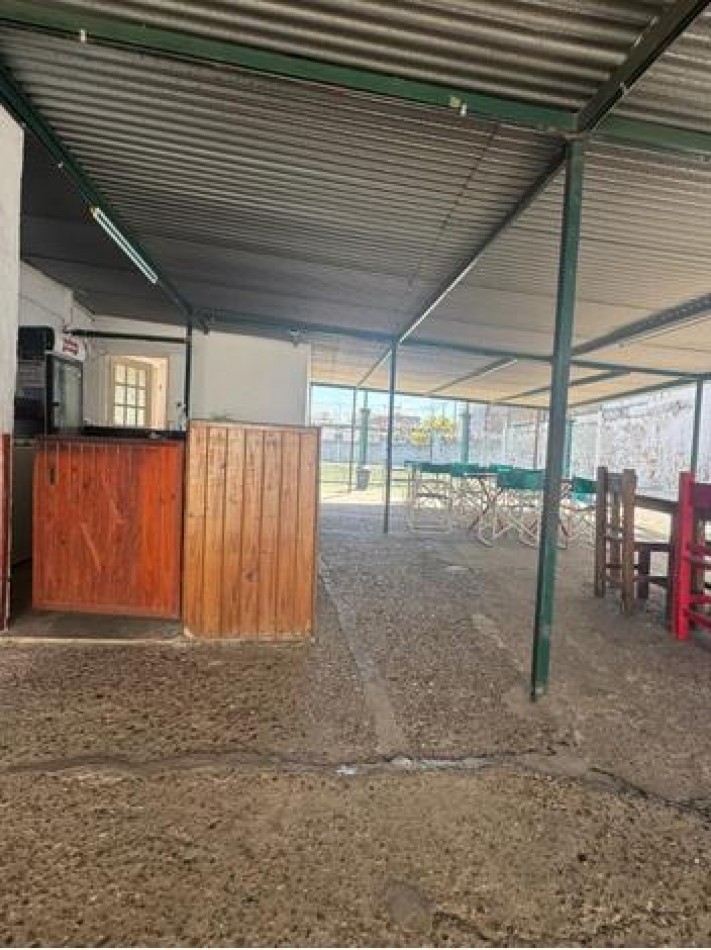 EN VENTA - COMPLEJO DEPORTIVO ZONA CENTRO DE PARANA