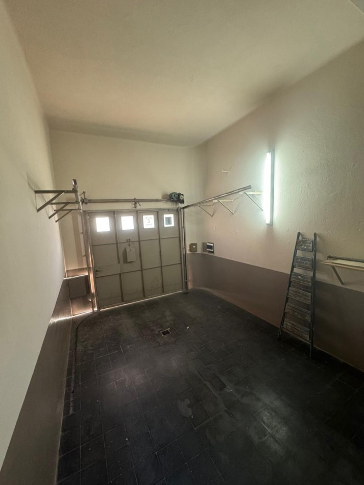 EN VENTA- HERMOSA CASA SOBRE CALLE PERU 