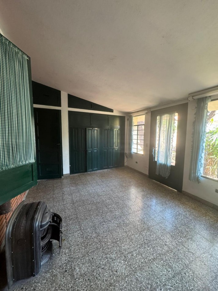 EN VENTA- HERMOSA CASA SOBRE CALLE PERU 