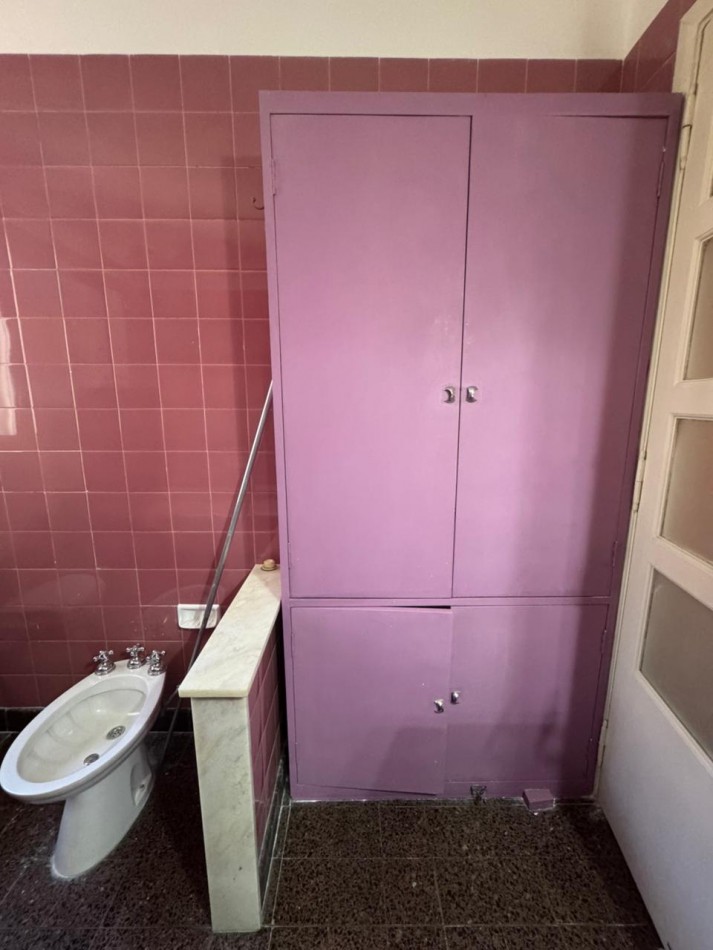 EN VENTA- HERMOSA CASA SOBRE CALLE PERU 