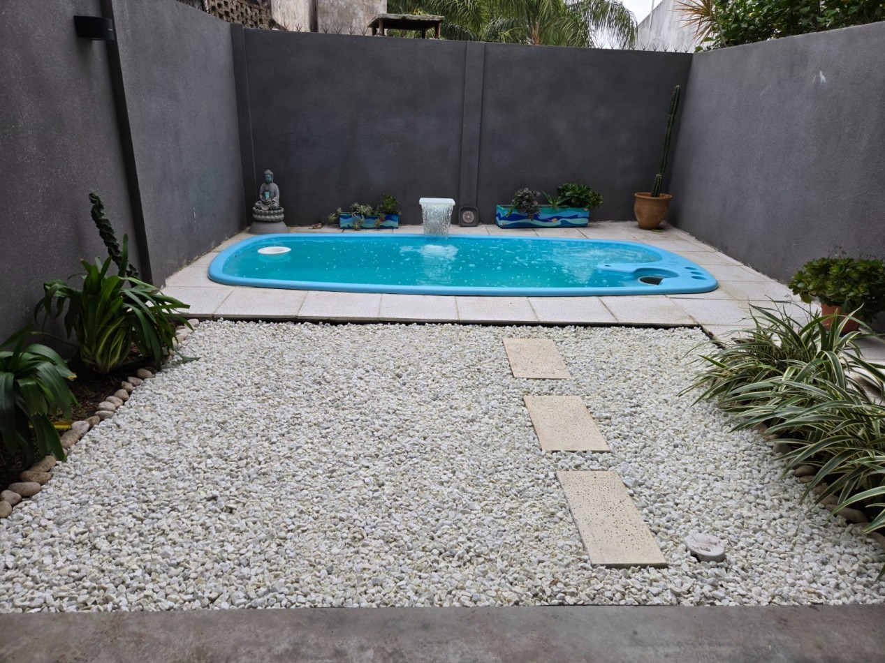 EN VENTA- TRIPLEX CON VISTA AL RIO