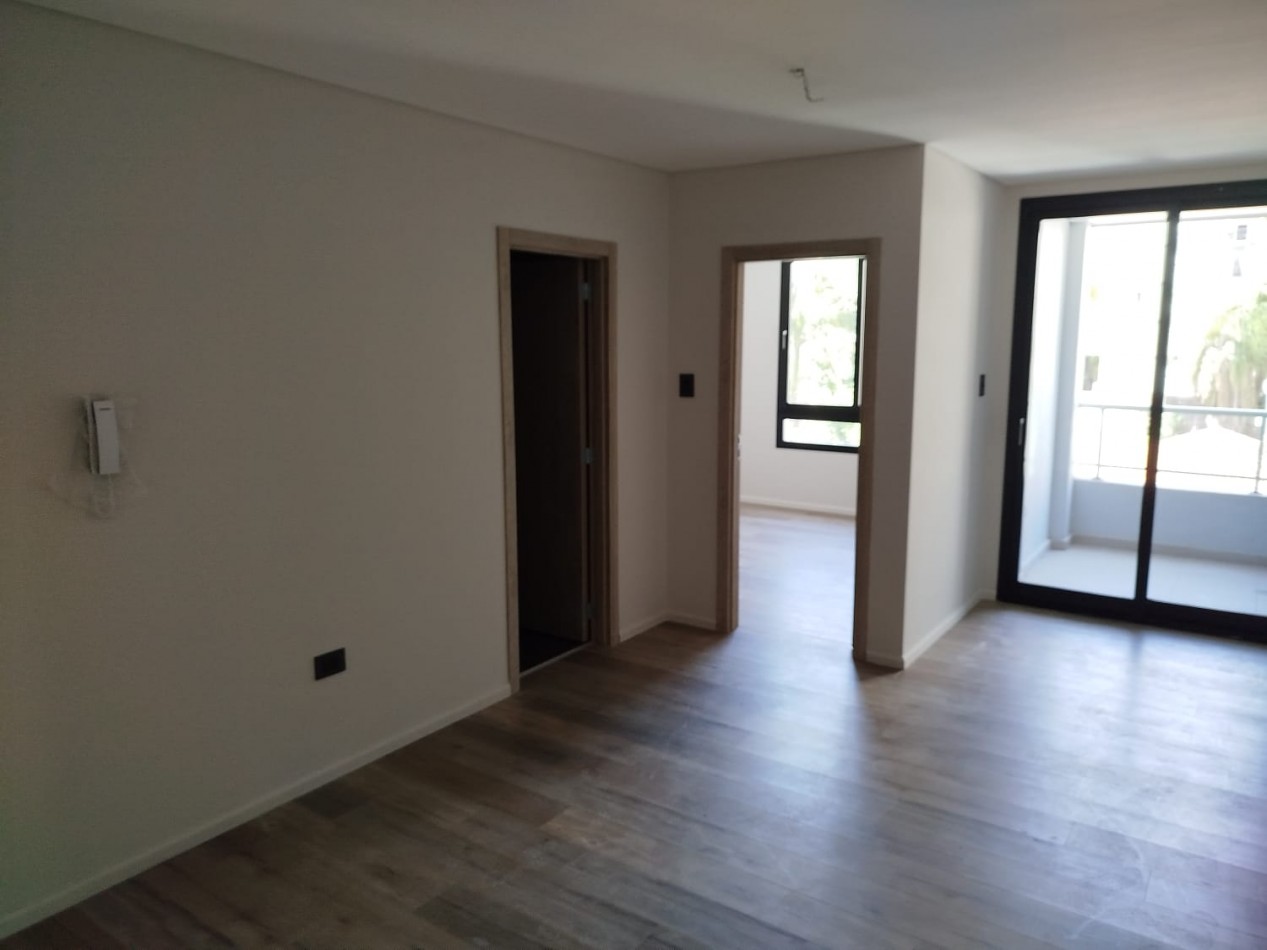 EN VENTA- DEPARTAMENTOS DE 1 HABITACION A ESTRENAR ZONA PARQUE 