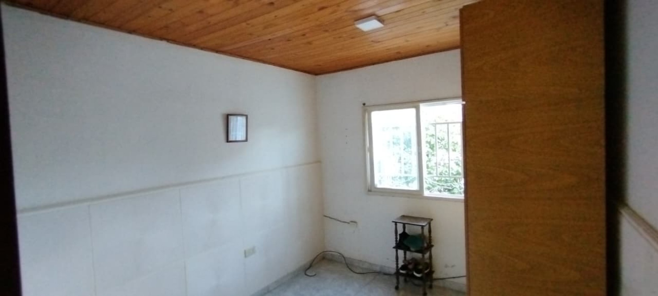 EN VENTA- CASA 2 HABITACIONES ZONA SANTA LUCIA 