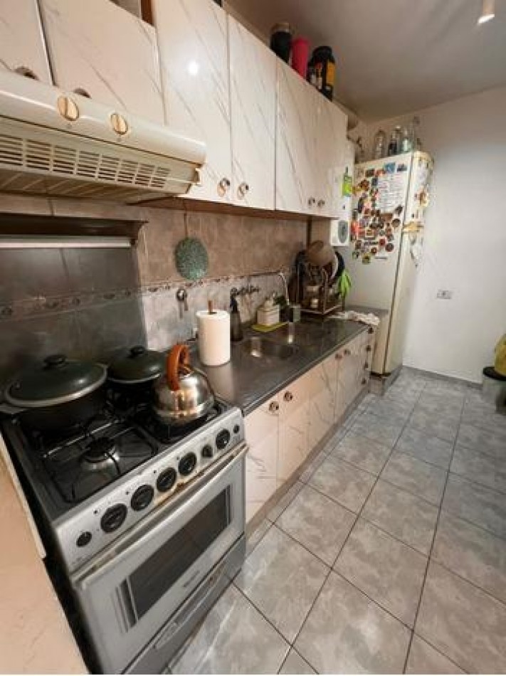 EN VENTA- DEPARTAMENTO EN BARRIO 33 ORIENTALES