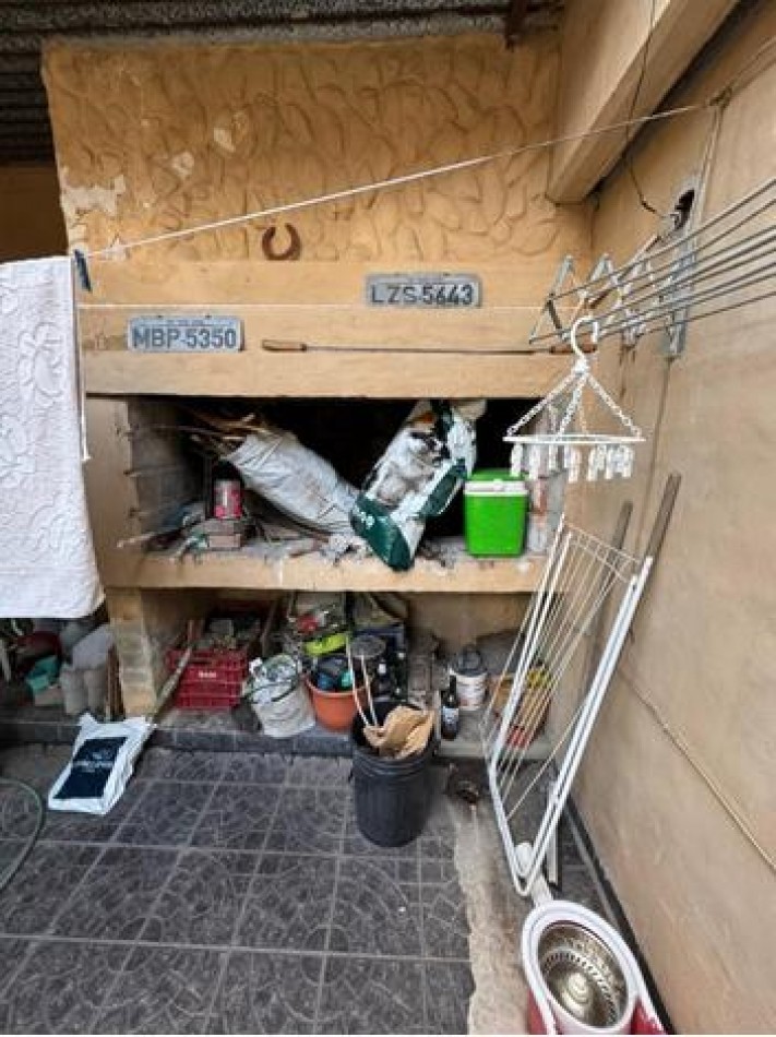 EN VENTA- DEPARTAMENTO EN BARRIO 33 ORIENTALES