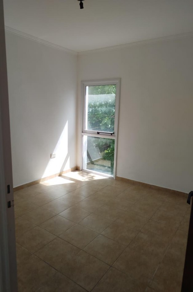 EN ALQUILER- DEPARTAMENTO DE 1 HABITACION EN ORO VERDE