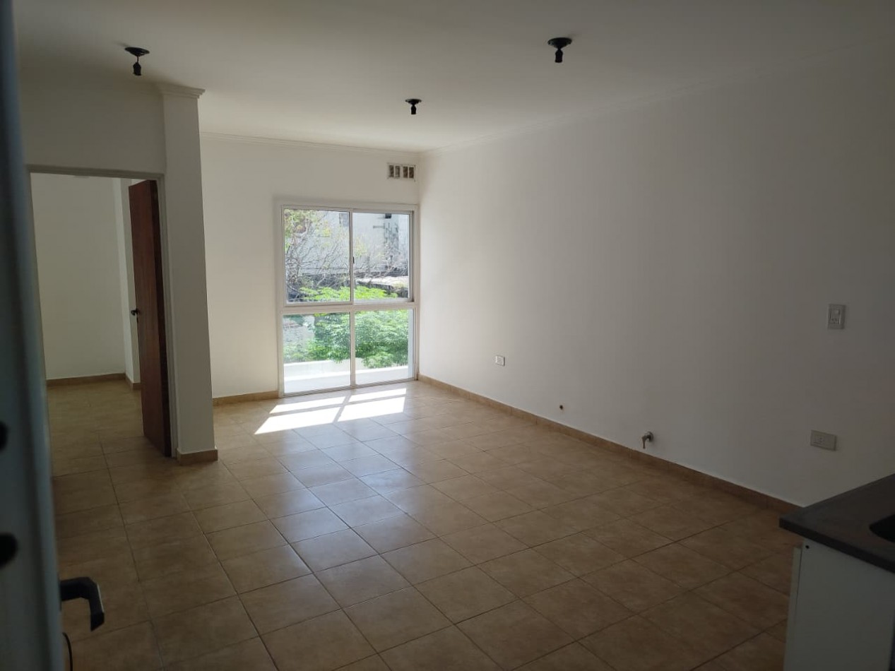 EN ALQUILER- DEPARTAMENTO DE 1 HABITACION EN ORO VERDE