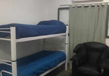 EN ALQUILER- DEPARTAMENTO CENTRICO AMUEBLADO COMPLETAMENTE.